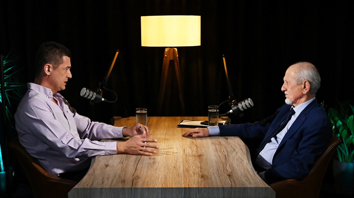«Πρώτη Λέξη» με τον Αντώνη Σρόιτερ: Συνέντευξη με τον Θύμιο Λυμπερόπουλο